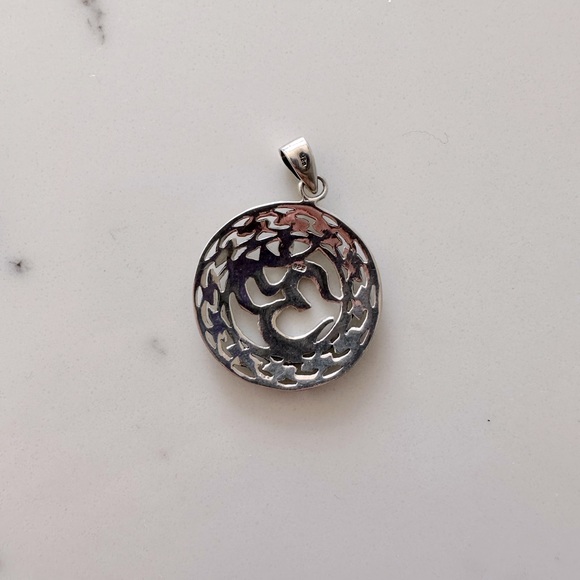 Sterling Silver Aum / Om Pendant - Picture 2 of 2